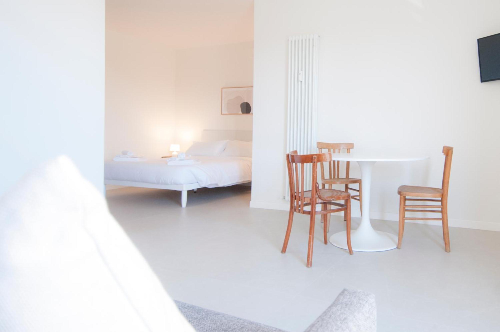 Zefiro - Saffi Design Apartments - Ambrogiohost ボローニャ エクステリア 写真